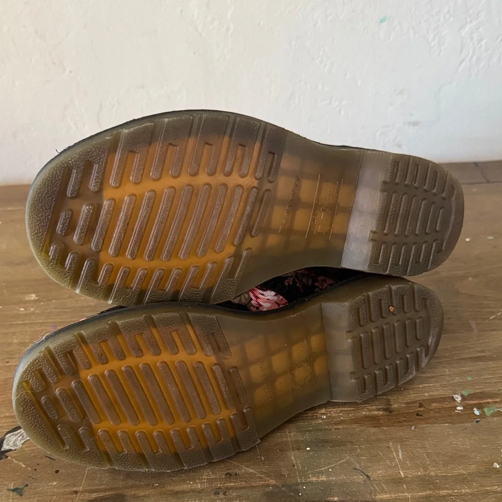 Dr. Marten Floral Lace-Up Boots Size 10 - Picture 4 of 5